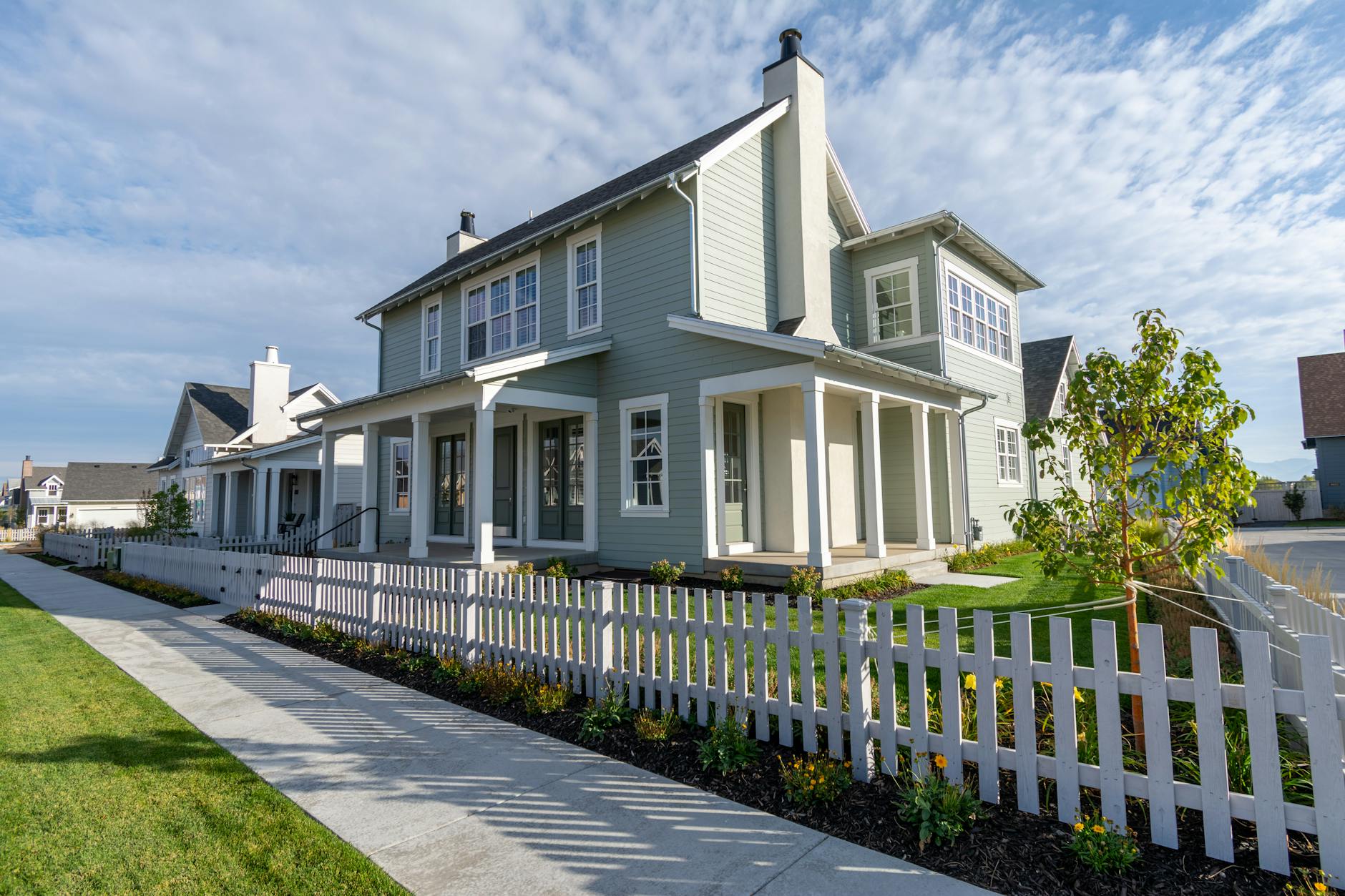 feng-shui-simply-frontage-considerations-feat