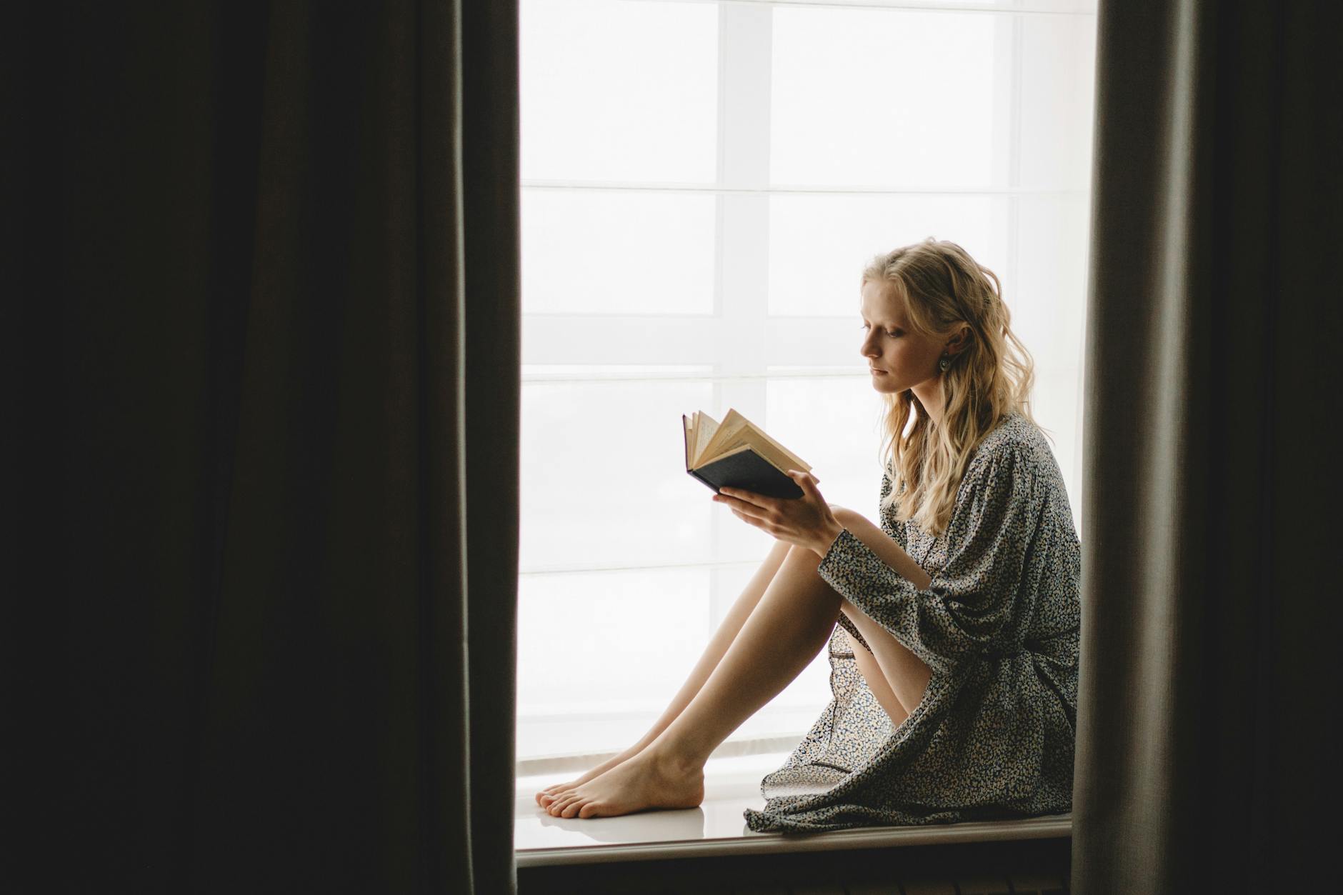 feng-shui-simply-reading-corner-feat